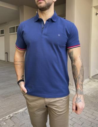 Ανδρική μπλούζα της εταιρείας Origin. Διαθέτει Polo γιακά με κρυφό καρό σχέδιο και πικέ ύφασμα.Κανονική ΕφαρμογήΤζιν λεπτομέρεια στην πατιλέταΛάστιχο με διχρωμία στα μανίκιαΡαμμένο λογότυπο της εταιρείας στο στήθοςΣύνθεση: 100% cottonΤο μοντέλο έχει ύψος 1.85 και 95 κιλά. Φοράει μέγεθος L