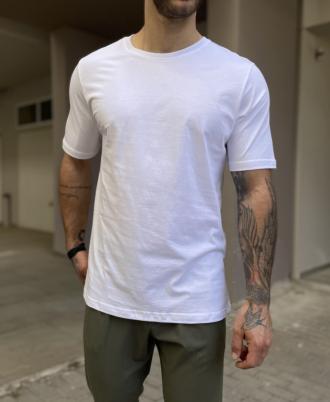 Ανδρικήκοντομάνικη μπλούζαΕλληνικής κατασκευής. Διαθέτει στρογγυλή λαιμόκοψη και ίσιο τελείωμα. Έχει στο πλάι ετικέτα με το λογότυπο της εταιρείας.Κανονική εφαρμογήΔιαθέτει ελαστικότητα στο ύφασμά τηςΣύνθεση : 100% cottonΤο μοντέλο έχει ύψος 1.85 και 95 κιλά. Φοράει μέγεθος XL