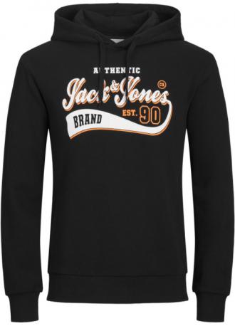 Sweat hoodie της Jack %26 Jones με plus fit εφαρμογή,κατασκευασμένο από σύμμεικτο φούτερ ύφασμα εξαιρετικής πλέξης και νηματοβαφής που σαν ιδιαίτερο χαρακτηριστικό του πέρα της ιδιαίτερης μεταξοτυπίας του έχει την άνεση κινήσεων λόγω της ελαστικότητας του και της απαλής του αίσθησης στην επαφή με το δέρμα.  Με ένα πολύ μεγάλο εύρος συνδυασμών που καλύπτει από παντελόνια φόρμας μέχρι τζιν, καπαρτινέ παντελόνια και cargo παντελόνες, τα φούτερ τύπου hoodie αποτελούν αναπόσπαστο κομμάτι κάθε χειμερινής γκαρνταρόμπας για ένα χαλαρό και άνετο look. 