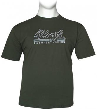 T-shirt "Black" της Leo Collection με μεταξοτυπία .Το συγκεκριμένο μπλουζάκι φτιάχτηκε ειδικά για εσένα που προτιμάς τα απορροφητικά και διαπνέοντα υφάσματα τις ζεστές μέρες του καλοκαιριού. Βαμβακερό ελαστικό ριπ έχει χρησιμοποιηθεί στο φινίρισμα του γιακά ενώ το μονόχρωμο σύνολο του t-shirt πλαισιώνει και αναδεικνύει την μεταξοτυπία υψηλής ποιότητας που βρίσκεται στο κέντρο του .Κατασκευασμένο από εξαιρετικής ποιότητας μακό πενιέ ύφασμα(100%Βαμβάκι ),απαλό στην αφή και δροσερό λόγω της αγανής αλλά όχι διάφανης πλέξης του,δεν θα θες να το αποχωριστείς από πάνω σου.Μπορείς να το συνδυάσεις πολύ εύκολα με κάποιο από τα τζιν παντελόνια σου είτε με οποιαδήποτε από τις βερμούδες σου και να εντυπωσιάσεις παίζοντας με τις διχρωμίες ή την χρωματική αντίθεση που θα επιλέξεις.