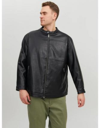 Το μπουφάν Rocky Clean της Jack %26 Jones είναι ένα στυλάτο και μοντέρνο μπουφάν που προσφέρει κομψότητα και άνεση. Αυτό το μπουφάν είναι ιδανικό για casual και ημι-επίσημες εμφανίσεις, συνδυάζοντας την άνεση με το μοντέρνο στυλ της Jack %26 Jones. Χαρακτηριστικά: Χρώμα: Μαύρο Υλικό: Συνθετικό δέρμα Κλείσιμο: Φερμουάρ μπροστά Τσέπες: Δύο πλαϊνές τσέπες με φερμουάρ Λαιμός: Κλασικός γιακάς με κουμπί Επένδυση: Λεπτή επένδυση, ιδανική για τις ενδιάμεσες εποχές