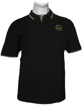 Το κλασικό polo ανανεώνεται! Το "Brooklyn" polo pique της Redfield,κατασκευασμένο από δροσερό βαμβακερό piqué ύφασμα,προσφέρει άνεση και στυλ όλη μέρα. Το κέντημα και η μεταξοτυπία στο στήθος του δίνουν ξεχωριστή ταυτότητα, ενώ η διχρωμία στον γιακά και στο rip τελείωμα των μανικιών του χαρίζουν μοντέρνο twist. Λεπτομέρειες που κάνουν τη διαφορά: Βαμβακερό piqué ύφασμα για δροσερή και breathable αίσθηση Κέντημα %26 μεταξοτυπία στο στήθος για extra στυλ Διχρωμία σε γιακά %26 μανίκια που τραβάει τα βλέμματα Κλασική γραμμή που ταιριάζει σε κάθε σωματότυπο Ιδανικό για casual και πιο smart εμφανίσεις Φόρεσέ το με τζιν ή chino παντελόνι και είσαι έτοιμος για κάθε περίσταση — από καφέ μέχρι βραδινή έξοδο.