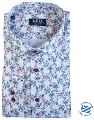 Με γνώμονα την κάθε προσεγμένη εμφάνιση που θες να κάνεις,η Leo Collection επέλεξε το συγκεκριμένο πουκάμισο μέσα από μια αστείρευτη γκάμα πουκαμίσων.Παίξε με τους χρωματικούς συνδυασμούς εναλλάσσοντας τα παντελόνια που έχεις στην γκαρνταρόμπα σου,ανάλογα την περίσταση αλλά και το κύρος που θέλεις να προσδώσεις στην εκάστοτε εμφάνιση σου.Ταίριαξε το με το αγαπημένο σου τζιν η καπαρτινέ πεντάτσεπο παντελόνι,φορώντας το ριχτό και έξω από το παντελόνι σου για ένα άνετο και ξεχωριστό καθημερινό ντύσιμο. Είναι γεγονός πως τα τελευταία χρόνια τα έντονα σχεδιαστά πουκάμισα έχουν κάνει την είσοδο τους στο ανδρικό ντύσιμο αλλά και στις περισσότερες ανδρικές γκαρνταρόμπες .Ευκολοφόρετα και εντυπωσιακά στην εμφάνιση εκ φύσεως δώσανε στυλιστικές λύσεις στο καθημερινό αλλά και στο επίσημο μοντέρνο ανδρικό ντύσιμο.Παρακολουθώντας λοιπόν από κοντά τις τάσεις της μόδας αλλά και τους διεθνείς καταλόγους παραγωγής των μεγαλύτερων υφαντουργιών στον τομέα του ανδρικού πουκαμισού,η Leo Collection συνεχίζει να επιλέγει τα ιδανικά υφάσματα που αφορούν το ανδρικό πουκάμισο σε μεγάλο μέγεθος με τις όποιες ιδιαιτερότητες αυτό έχει.Άλλωστε η πείρα των 55 και πλέον ετών της είναι η προφανέστερη και καλύτερη εγγύηση που μπορείς να έχεις.