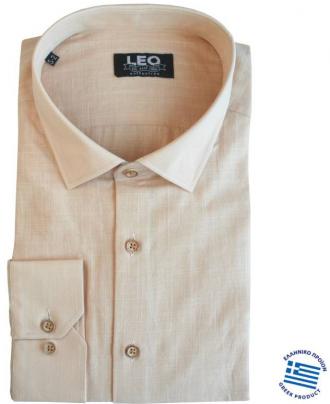 Το απόλυτο καλοκαιρινό πουκάμισο είναι εδώ. Το Linen Seed της Leo Collection είναι φτιαγμένο από ανάλαφρο, δροσερό λινό και σχεδιασμένο για άνεση και στυλ κάθε μέρα. Με μακριά μανίκια και καθαρή γραμμή χωρίς τσέπη, δείχνει cool χωρίς να προσπαθεί πολύ. Ο διακριτικός γιακάς του το κάνει τέλειο τόσο για τη βόλτα όσο και για πιο προσεγμένες εμφανίσεις. Φόρεσέ το ανοιχτό πάνω από ένα t-shirt ή μόνο του με το αγαπημένο σου παντελόνι – ταιριάζει με τα πάντα. Λεπτομέρειες: Λινό ύφασμα 100% – ανάλαφρο %26 αναπνέει Μακρυμάνικο, με γιακά Minimal σχεδίαση χωρίς τσέπη Άνετη εφαρμογή 100% Ελληνικής Κατασκευής Κατάλληλο για καθημερινό ντύσιμο, διακοπές ή και έξοδο Απλό, φυσικό, αβίαστα κομψό. Το Linen Seed θα γίνει το go-to σου κομμάτι για τους ζεστούς μήνες.