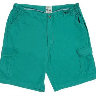 Καπαρτινέ βαμβακερή βερμούδα σταθερή.Η βερμούδα έχει λάστιχο στο πλάι,δύο τσέπες μπροστά,δύο στο πλάι που κλεινουν με τρουκς και δύο στο πίσω μέρος που κλείνουν με κουμπί.