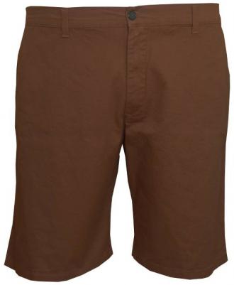 Η βερμούδα μπορεί να μην είναι το πιο επίσημο ένδυμα που έχεις στην γκαρνταρόμπα σου αλλά όσο πλησιάζουν οι καλοκαιρινοί μήνες,νιώθεις ότι είναι μια αναγκαιότητα.Πόσο μάλλον όταν το ελληνικό καλοκαίρι διαρκεί όλο και μεγαλύτερο χρονικό διάστημα. Με γνώμονα λοιπόν τους πολύ θερμούς μήνες του χρόνου,η Leo XXXL έχει την πλέον χρηστική πρόταση για μια κομψή και δροσερή εμφάνιση.Η βερμούδα chino