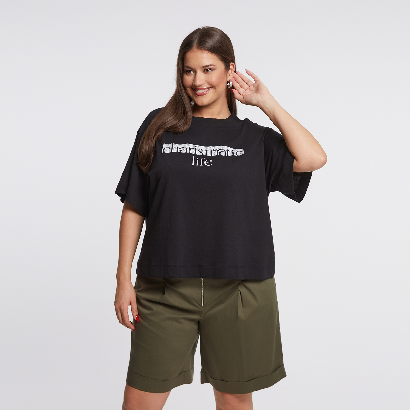 Αναδείξτε το στυλ σας με αυτό το βαμβακερό t-shirt 