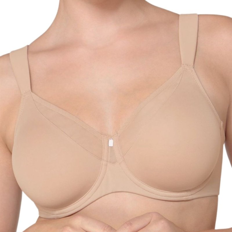  Σουτιέν minimizer δείχνει το μπούστο κατά 1 cup μικρότερο Προσαρμόζεται σε κάθε κίνηση του σώματος Λείες και φαρδιές επενδεδυμένες τιράντες δεν πιέζουν το δέρμα  Σουτιέν minimizer με 3D μπανέλα Μαλακό κούμπωμα στην πλάτη που το κάνει ιδιαίτερα άνετο Μοντέρνο και σταθερό και στις μεγάλες Cup   Σύνθεση:  65% πολυαμίδιο, 26% ελαστομερής πολυουρεθάνη, 9% πολυεστέρας       