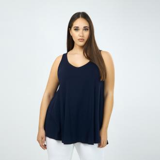  Ελαστική βισκόζη Αμάνικη V-λαιμόκοψη Μήκος (κέντρο της πλάτης): 73 εκ 97%VISCOSE 3%ELASTANE Το μοντέλο έχει ύψος 1,78 εκ. και φοράει Ο/S Made in Greece