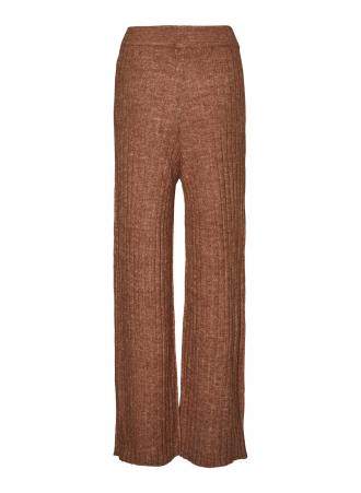 Ελαστικό πλεκτό παντελόνι σε ένα καταπληκτικό ταμπά χρώμα με λάστιχο στην μέση σε άνετη γραμμή, ιδανικό για τις κρύες μέρες του χειμώνα!