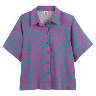 Ένα πολύ καλοκαιρινό πουκάμισο γεμάτο λουλούδια. Δίνει αμέσως χρώμα στο ντύσιμο. Φοριέται μέσα από ένα τζιν ή με το ασορτί σορτς.Περιγραφή - Κοντά μανίκια - Ίσια γραμμή - Μυτερός γιακάς - Φλοράλ μοτίβοΔιαστάσεις για το μέγεθος 38/M - Μήκος: 58 εκ. - Μήκος μανικιών: 36,5 εκ. - Περίμετρος στήθους: 114 εκ.Σύνθεση και συντήρηση: - 73% βαμβάκι, 27% λινό - Πλύσιμο στους 30°C στο πρόγραμμα για ευαίσθητα - Σιδέρωμα σε χαμηλή θερμοκρασία - Απαγορεύεται το στεγνωτήριο - Απαγορεύεται το στεγνό καθάρισμα